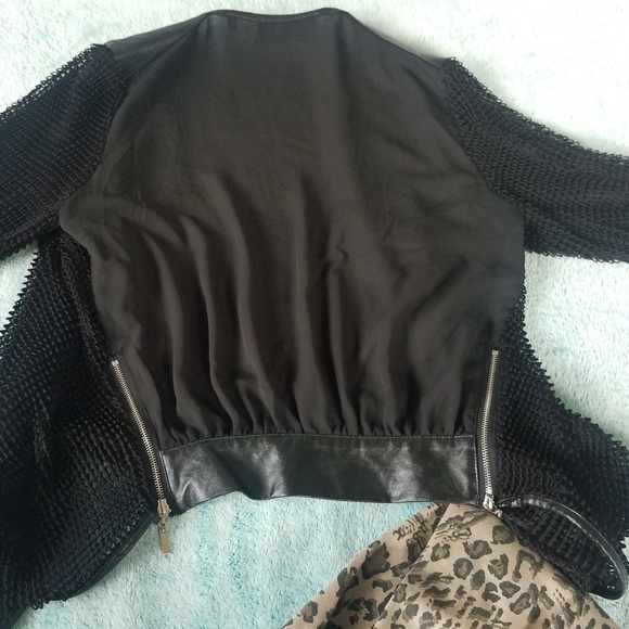 Mesh looking jacket with vegan leather accents - Picture 4 of 6
